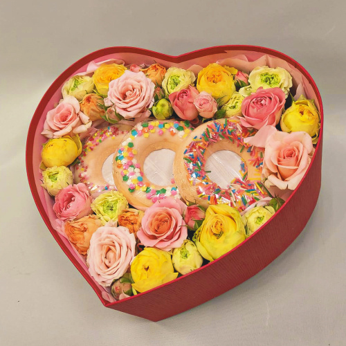 Сердце с цветами и пончиками для ванны арт. 45459