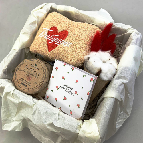 Подарочный набор "Бабушка" варенье, полотенце, сухоцветы арт. 67453